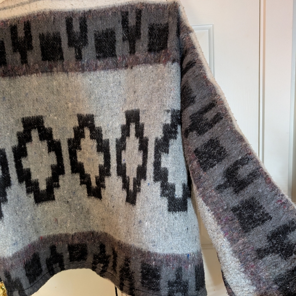 Vintage Molina Indian Sweater Jacket Artesanias Zip Up Men's Gray Black tribal - Picture 11 of 11